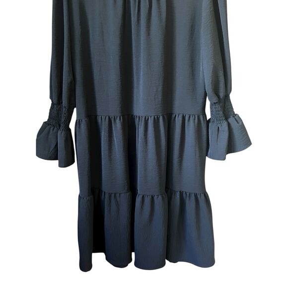 Top It Off Women’s Black Ruffled V-Neck Tiered Midi Dress Party Flirty Size M - Picture 10 of 12